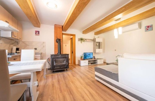 Tounj Casa | Casa de vacaciones Tina by Interhome