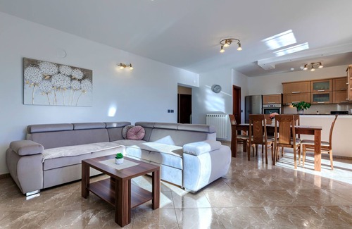 Zminj Casa | Casa de vacaciones Tina by Interhome