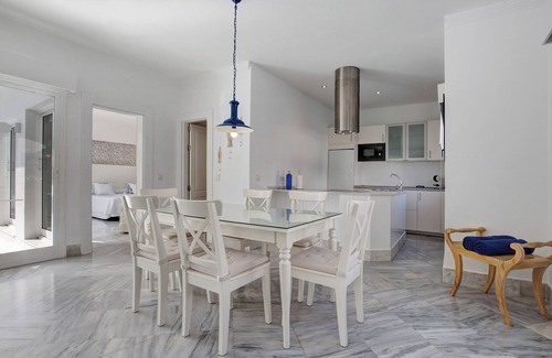 Geafond Villa | Casa de vacaciones "Villa 34" con vistas a la montaña, piscina y Wi-Fi