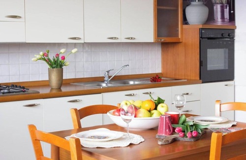 Gassano Casa | Casa de vacaciones "Villa Gli Ulivi" con vistas a la montaña, piscina privada y Wi-Fi