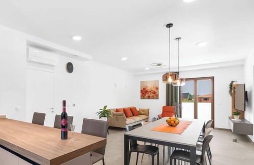 Kadumi Casa | Vacation home Villa Karina in Poreč - 8 persons, 4 bedrooms