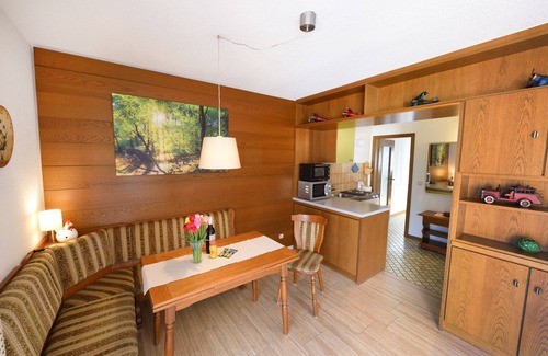 Bad Sassendorf Apartamento | Casa de vacaciones con jardín, terraza y chimenea.
