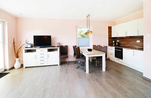 Karlshagen Casa | Casa de vacaciones Wis con sauna-2 habitaciones hasta máx. 5 pers. y 1 bebé - casa de campo Wis / SOMM