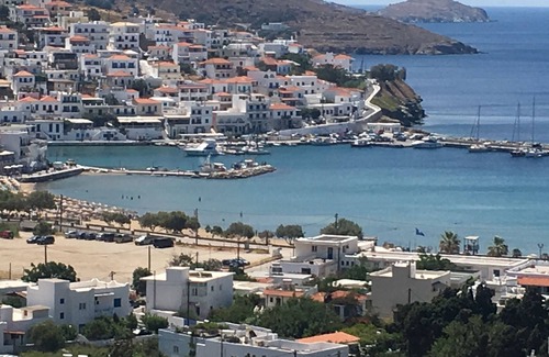 Kato Aprovatou Casa | Casa de vacaciones, con una gran vista al mar en Andros. código / AMA 00000573752