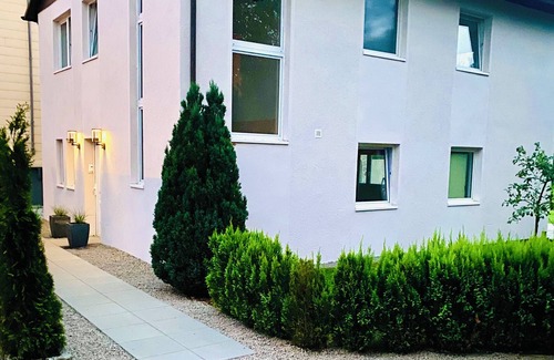 Niederlinxweiler Casa | Vacation home with plenty of space. Modern, cozy, private terrace. Pets ❤️