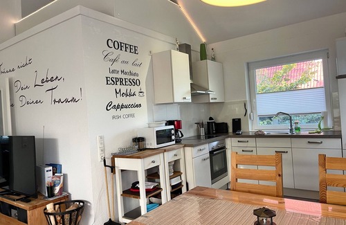 Conneforde Casa | Vacation home with sauna, garden & whirlpool by the lake