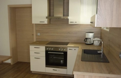 Obernzell Apartamento | Vacation home with double bed and sofa bed, terrace