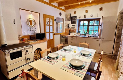 Lokut Casa | Vacation home with garden paradise.Family & nature-oriented living.Dogs welcome!
