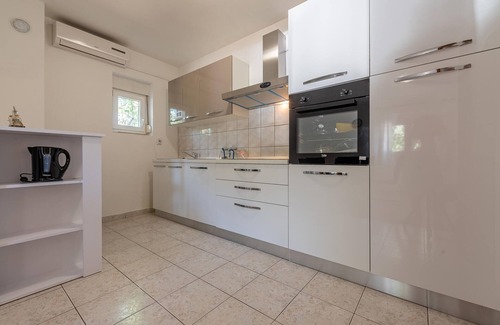 Rastevic Casa | Alojamiento de 3 habitaciones en Benkovac