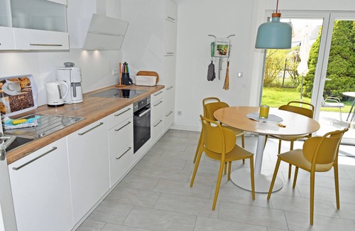Thesenvitz Apartamento | Vacation home with sauna and terrace in the center of Rügen