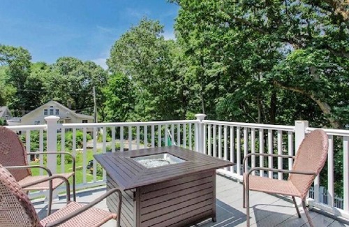 Miller Place Casa | Vacation home with private beach access
