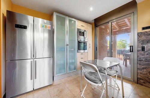 Altafulla Casa | Casa de vacaciones "Xalet Altafulla" con vistas al mar, piscina compartida y Wi-Fi
