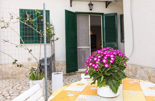 Taranto Apartamento | Bed & Milk Holiday Home 1 Apartamento en villa Puglia Taranto cerca de San Vito wifi