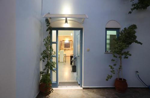 Vari Casa | Vacation house with stunning view - Vari Syros