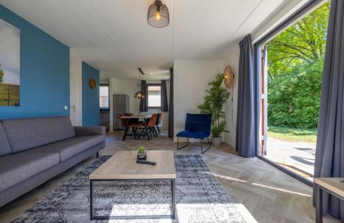 Ewijk Casa | Vacation house with sunny garden near lake