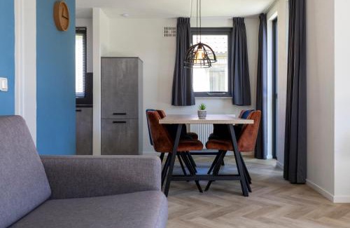 Ewijk Casa | Vacation house with sunny garden near lake
