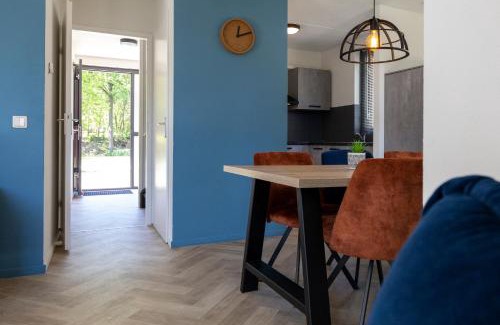 Ewijk Casa | Vacation house with sunny garden near lake