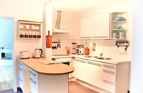 Wiek Apartamento | Apartamento con propiedad cercada, acceso directo al agua (Bodden), se admiten mascotas