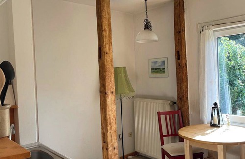 Mellingen Apartamento | Vacation in the holiday apartment "Lindenblick" on the historic Mühlenhof