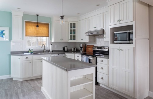 Bonnet Shores Casa | Vacation in this stunning home with gorgeous ocean views!