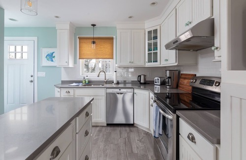 Bonnet Shores Casa | Vacation in this stunning home with gorgeous ocean views!