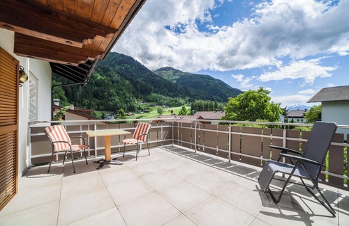 San Martino in Passiria Apartamento | Apartamento de vacaciones "Moosmair 3" con vistas a la montaña, Wi-Fi, balcón y jardín