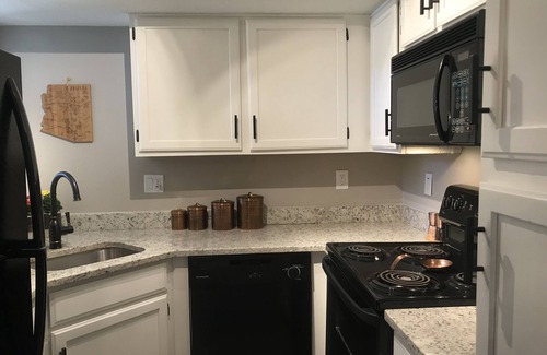 Tucson Condominio | Vacation Near Sabino Canyon and Ventana Canyon Resort - Bikes Included!