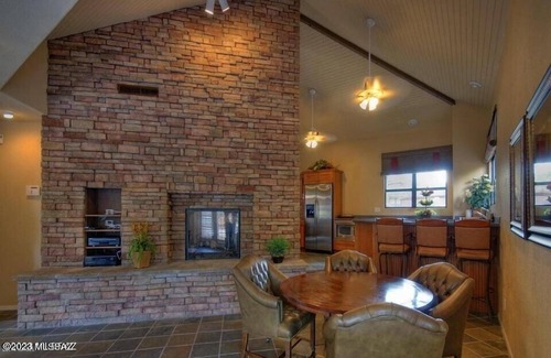Tucson Condominio | Vacation Near Sabino Canyon and Ventana Canyon Resort - Bikes Included!