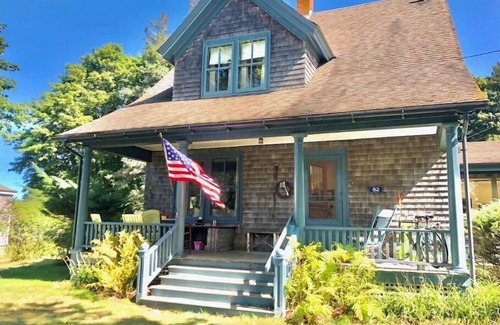 DownEast and Acadia Maine Casa | Vacation on Great Cranberry Island