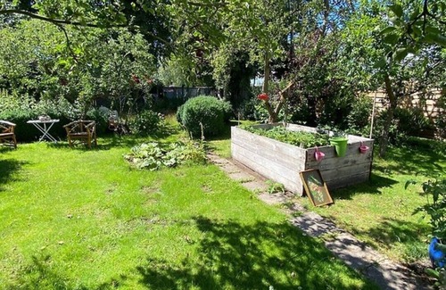 Heide Casa | Vacation on the North Sea coast in the vacation home Küstenkind with large fenced garden