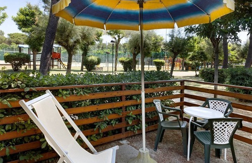 Casal Borsetti Casa | Vacation park Fantastico Bungalow Lake for 8 persons