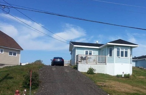 Twillingate Casa | Casa de alquiler de vacaciones sobre mirar el océano. Bungalow de 2 dormitorios.