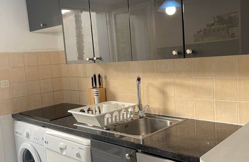 Valras-Plage Cabina | Vacation rental 400m from the beach with swimming pool