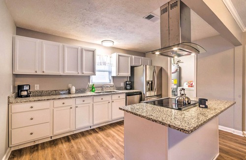 Jacksonville Cabaña | Vacation Rental Home ~ 15 Mi to Little Rock