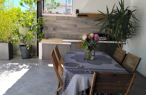 Sarrians Casa | Vacation rental house in provence with jacuzzi (avignon)