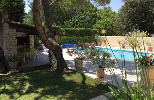 Taillades Chalet De Esquí | Encantadora casa familiar con piscina privada
