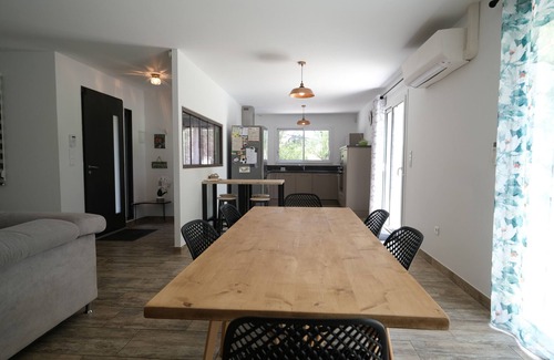 Taillades Chalet De Esquí | Villa moderna, tranquila, LES TAILLADES, LUBERON - Piscina privada 6 pers.