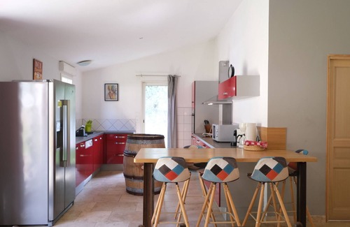 Maubec Chalet De Esquí | ALQUILER DE VACACIONES MUY AGRADABLE AL PIE DE LUBERON - 8 personas