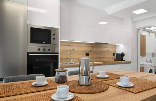 Sardina Apartamento | Vacaciones 'S Q Playa De Sardina' con vistas a la montaña, piscina compartida y Wi-Fi
