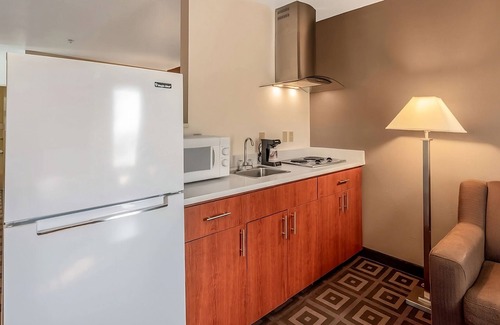 Tri-Cities Complejo | Vacation Starts Here! Enjoy the Beauty of Kennewick. Close to Tapteal Greenway!