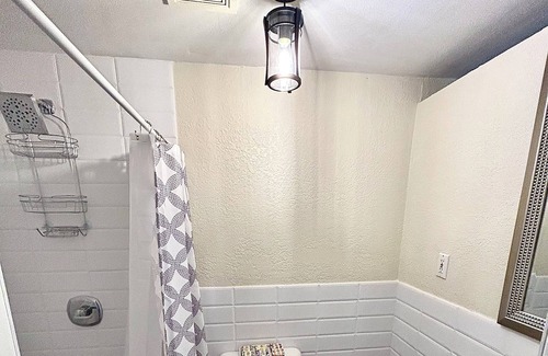 Coral Terrace Cabaña | Vacation Stay In the heart of Miami