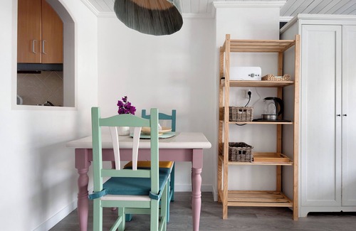 Las Arenas Apartamento | Estudio de vacaciones 'Actors' con vistas a la montaña, terraza privada y Wi-Fi