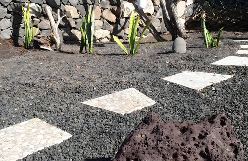Yaiza Apartamento | Vacation 'Suite Junior Con Terraza' with Wi-Fi and Air Conditioning