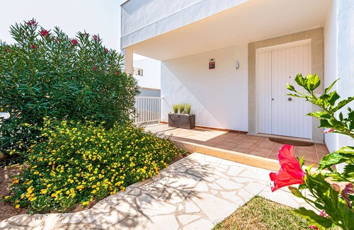 Cielo de Bonaire Villa | Villa de vacaciones con piscina, terraza, aire acondicionado y vistas al mar.