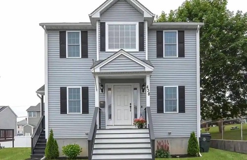 Fall River Apartamento | Vacational Home