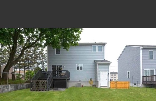 Fall River Apartamento | Vacational Home