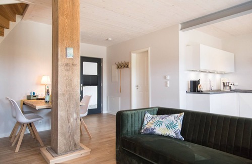 Dornum Apartamento | "Vacations at Gulfhof Dreybült: Historical charm and pure nature experience!"
