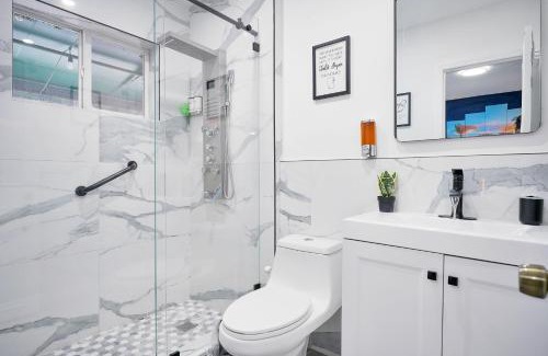 Coral Way Casa | Vacay Spot Happy Escape 15 Min Beach Massage Shower Prime LOC! 6 blocks away from Bars, Nite Clubs, Res, Shops
