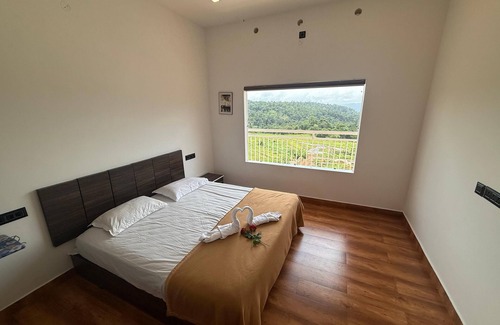 Elappara Hotel | Vagamon hill Casa holiday home