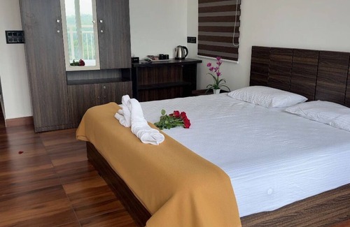 Elappara Hotel | Vagamon hill Casa holiday home